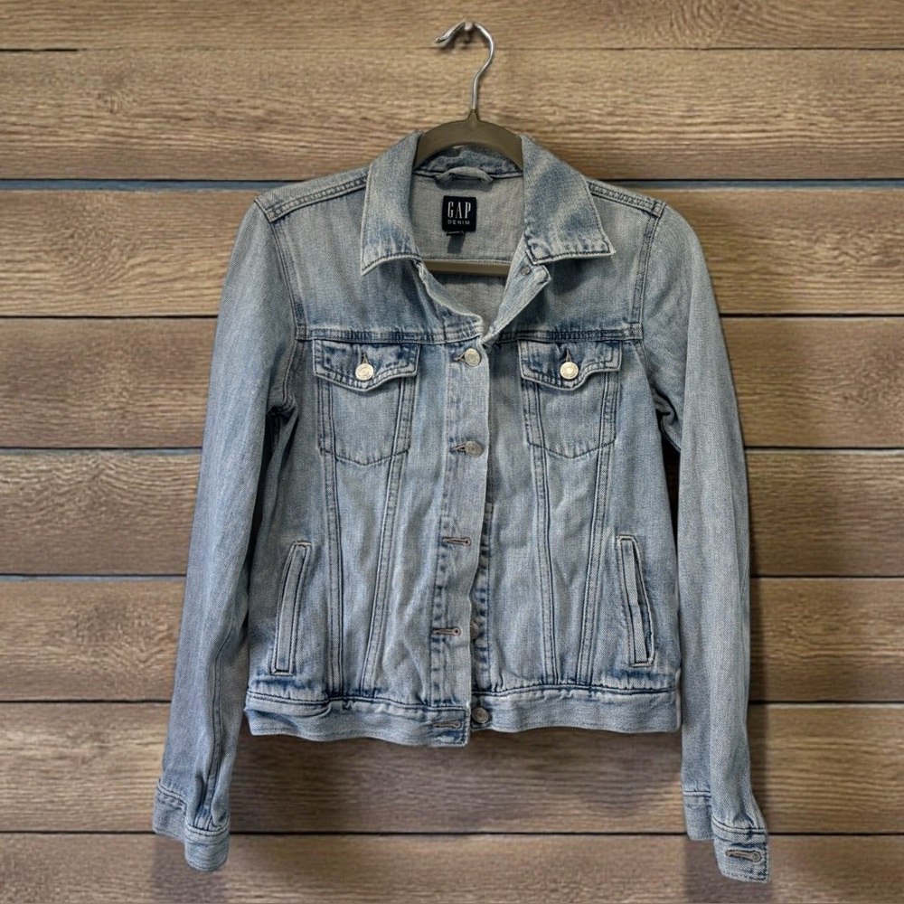 Gap Women's Jean Jacket Americana Grunge Preppy Minimalist Distressed‎ Size XS